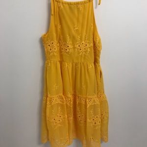 NWOT Yellow Summer Vici Dress